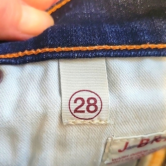 J Brand Cutoffs 28 - Picture 8 of 9